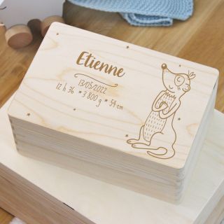 Boîte à souvenirs suricate en bois personnalisable