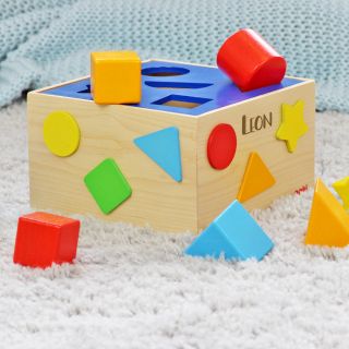 Cube d´activités en bois Boîte à formes personnalisable